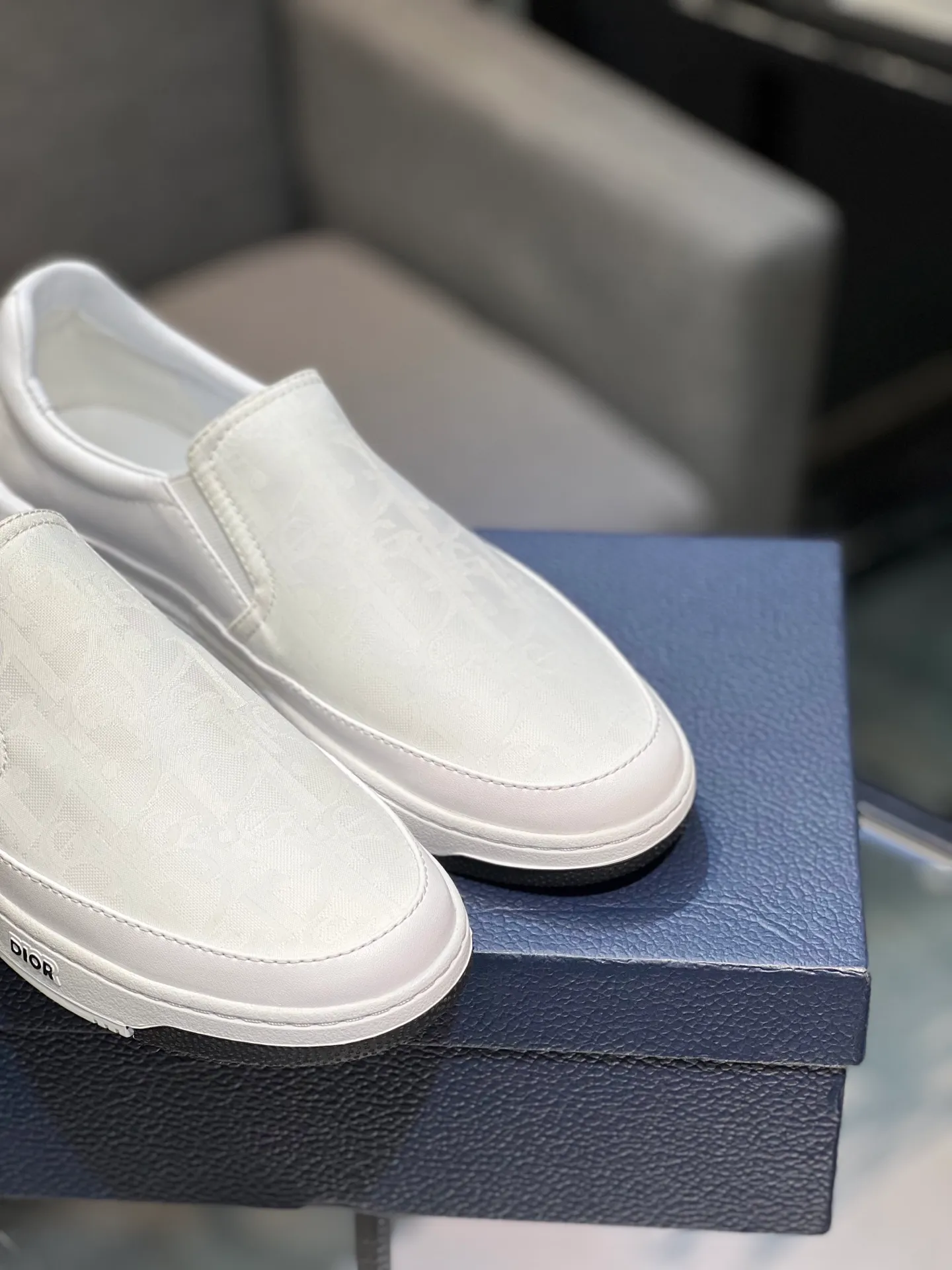 Men's shoes 💰420 [Dior] 🔝The latest masterpiece of high-end men's shoes brand: original special cloth fabric imported from Italy + cowhide + imported sheepskin lining 🔥Original toe-cap rubber outsole Soft and comfortable, making walking more convenient and comfortable! Size: 38-44 (45 can be customized)